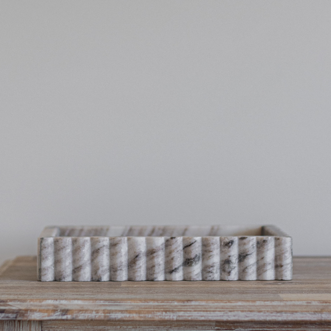 Scalloped Marble Fluted Bridge Tray Beige