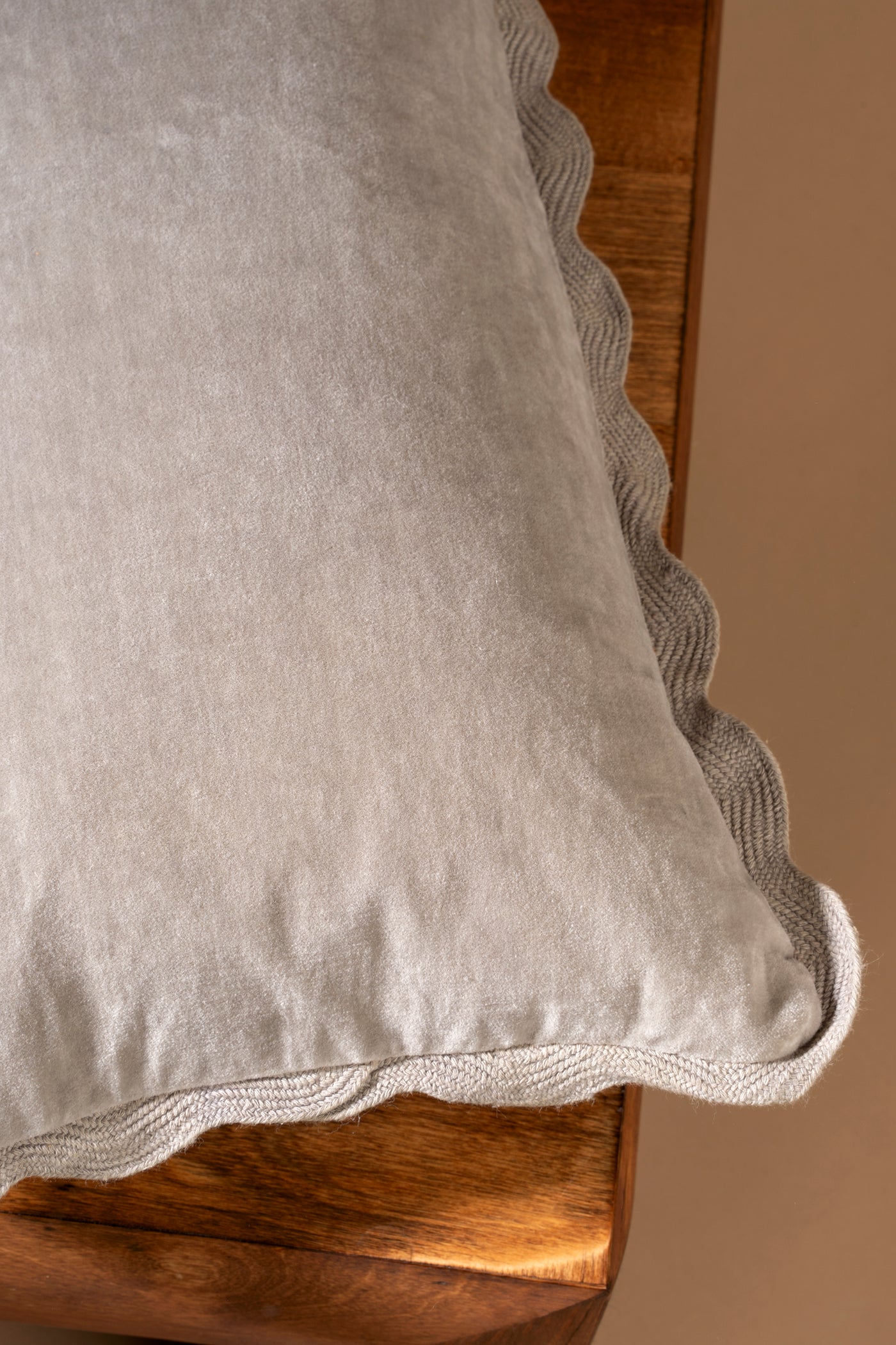 Velvet Scallop Pillow, Fog 21x12